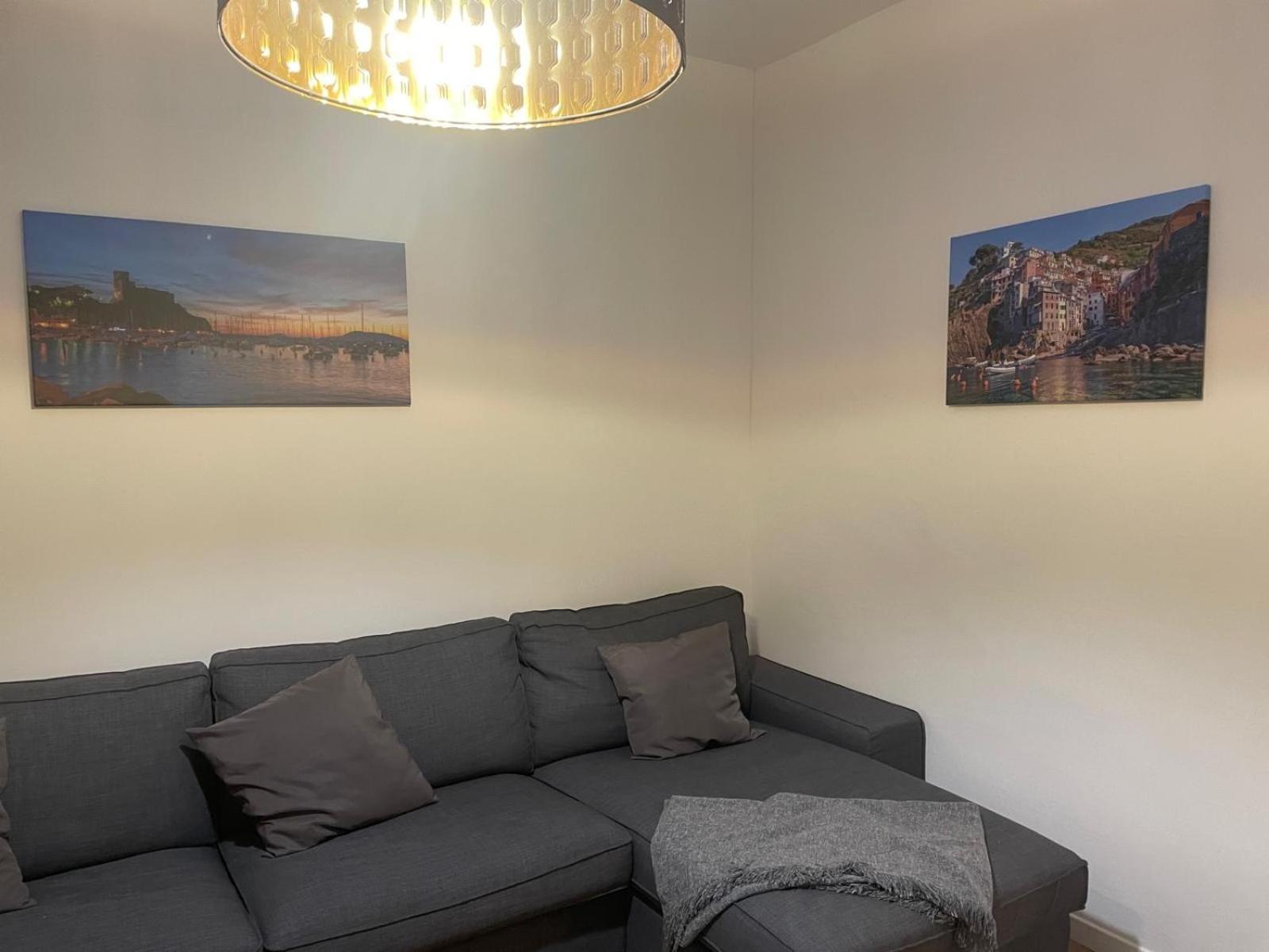 Orizzonte - 5 Terre, Via Fratelli Rosselli 11, Centro Storico-Stazione Centrale Con 2 Camere Da Letto La Spezia Exteriér fotografie